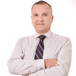 DANIEL BENZECRY DE ALMEIDA